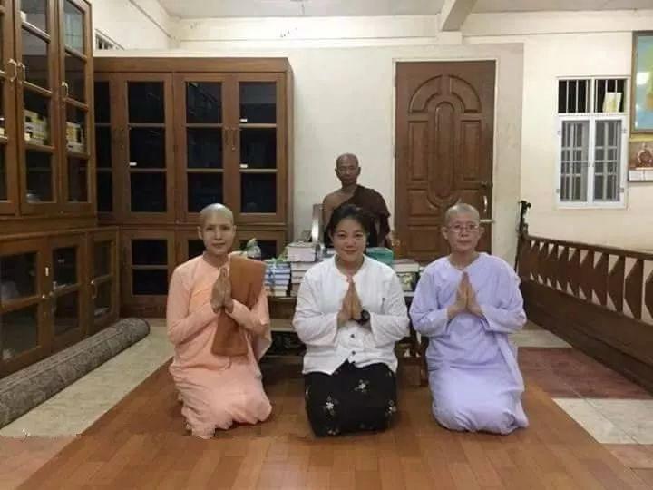 泰国当红女明星引领科技潮流，高科技产品体验惊艳全场