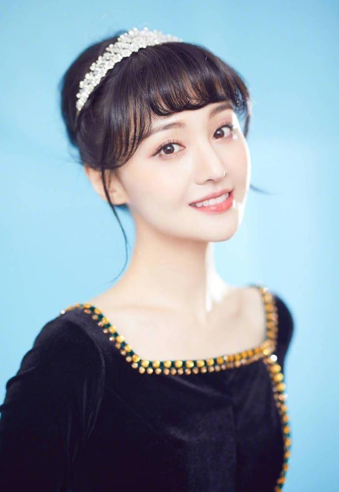 演员盖美,演员盖美与小巷中的隐秘乐园