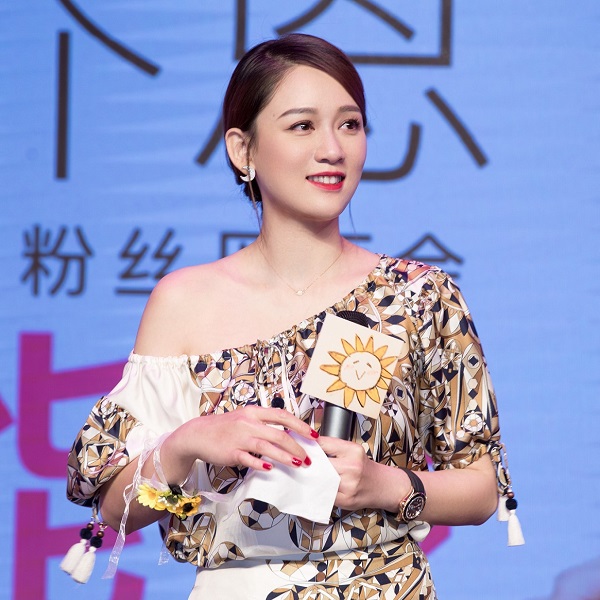 明星资讯,重磅推出明星资讯APP，科技革新，掌握你的娱乐生活！